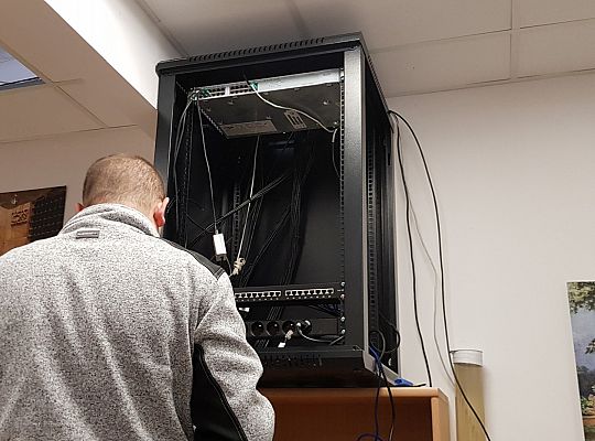 Montaż szafy Rack i rejestratora - Gdynia